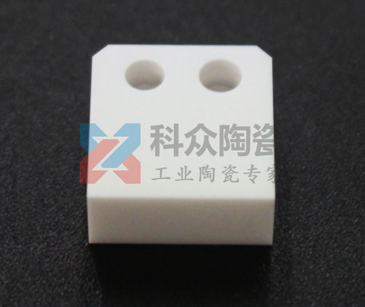 導(dǎo)致氧化鋯陶瓷結(jié)構(gòu)件變形的原因有哪些？（圖